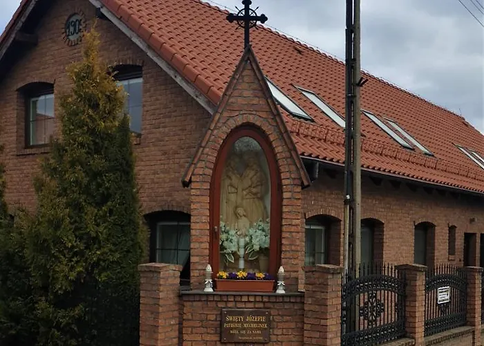 Mechelinka Bed and Breakfast 3*